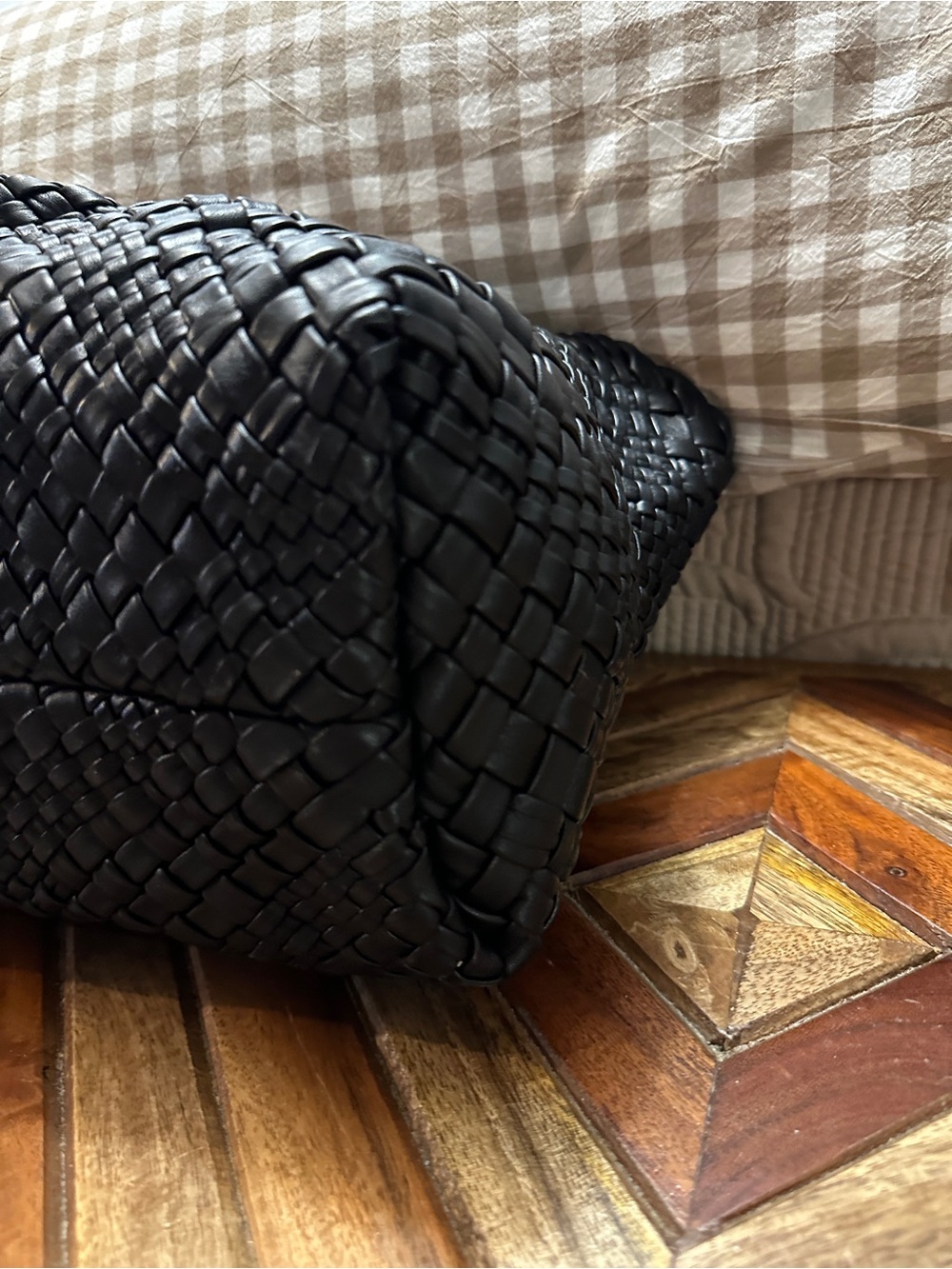 Falor Black Woven Tote Bag - Stylish Everyday Carry - Picture 5 of 8